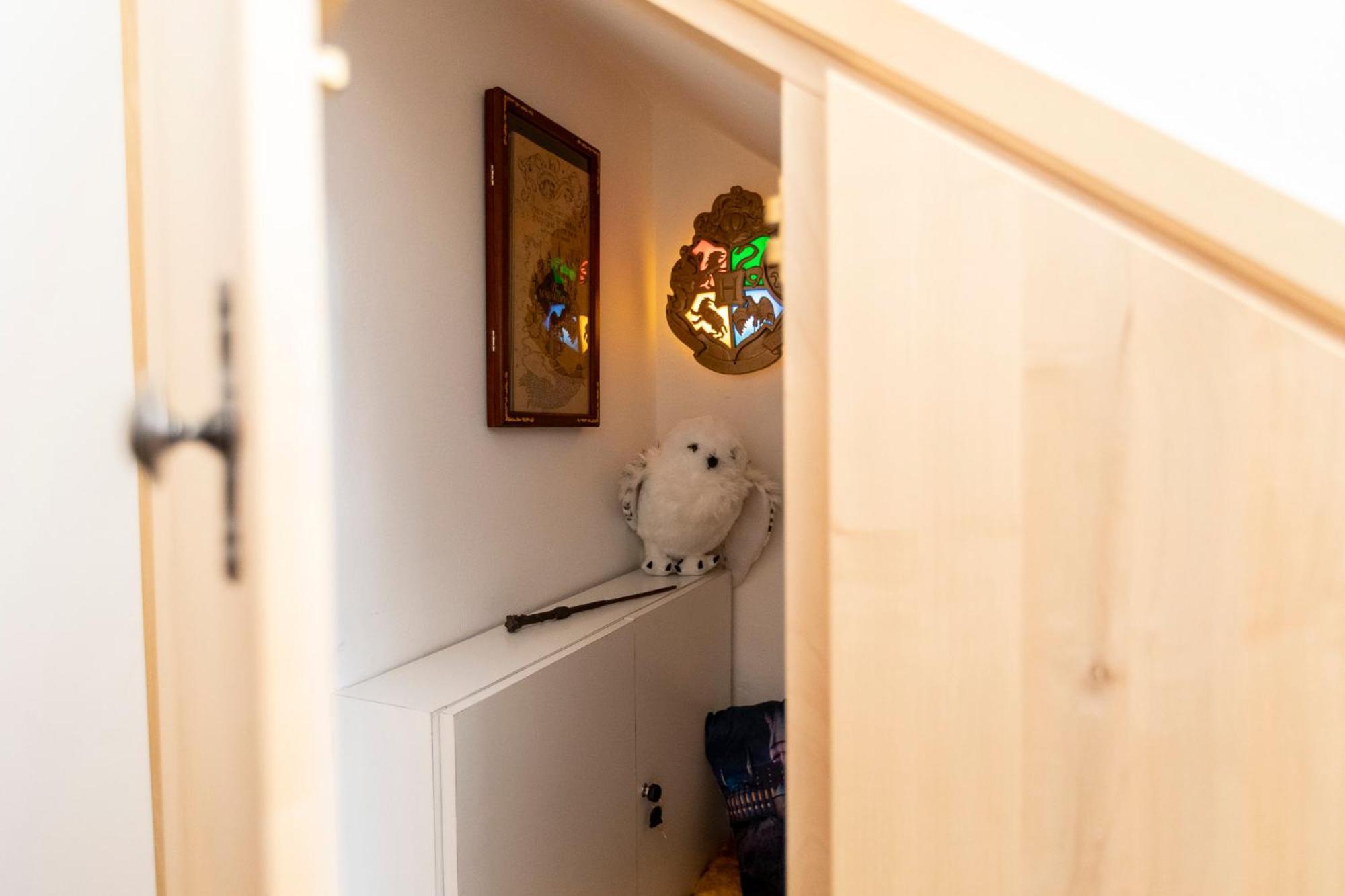 Park Apartman Sarrod Экстерьер фото