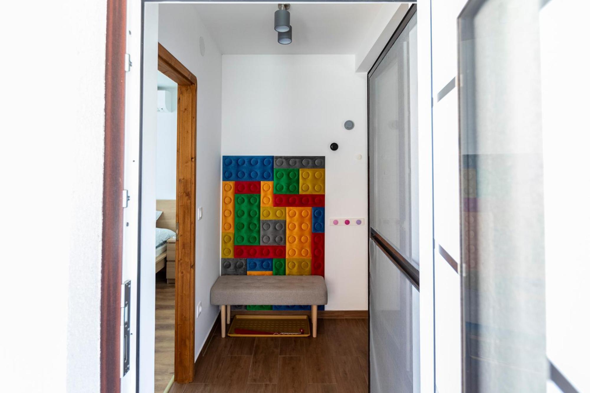 Park Apartman Sarrod Экстерьер фото